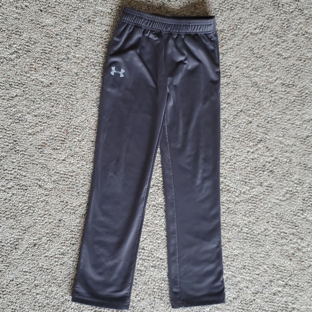 Under Armour gray pants boys 7